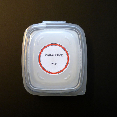 PARAFFINE  EN PAIN
